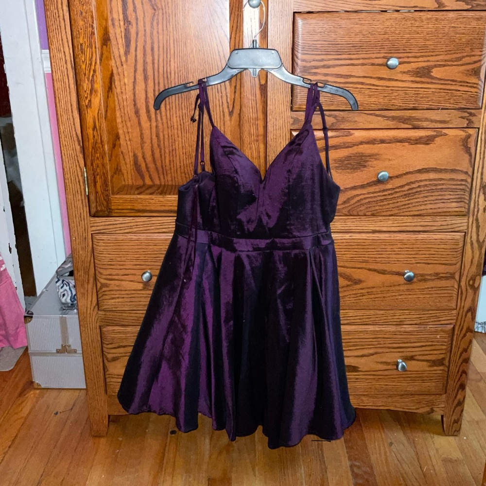 Windsor, purple shimmery dress, size 3